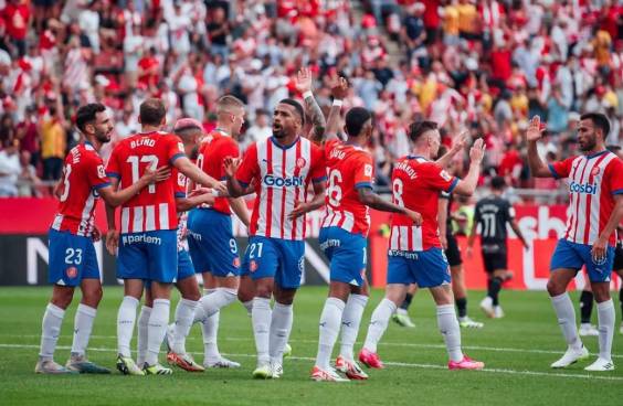  西甲保级生死战：赫罗纳主场迎战奥萨苏纳，谁能赢得关键六分？ 