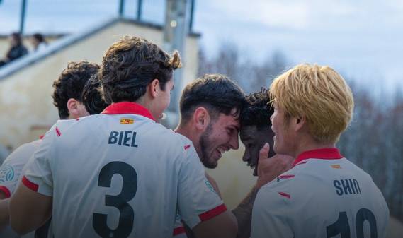 狂轰7球！赫罗纳B队7-3血洗Castellón B队，进攻火力拉满，帕帕双响成头号功臣