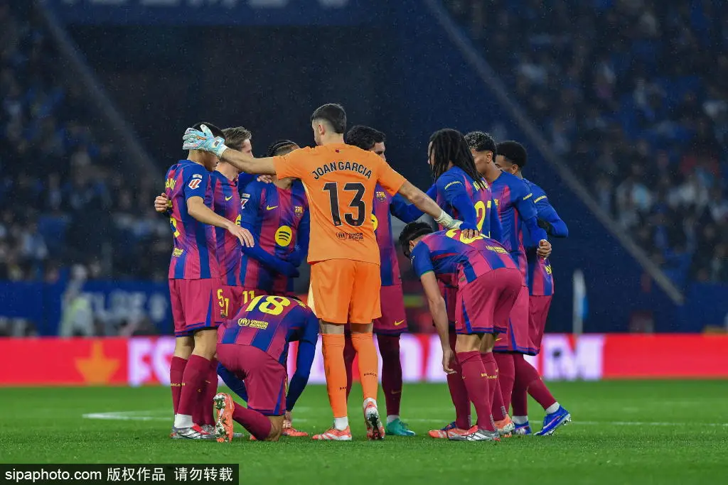 西班牙足球公开转播的回归：西班牙人对赫罗纳德比战引领历史新篇章 